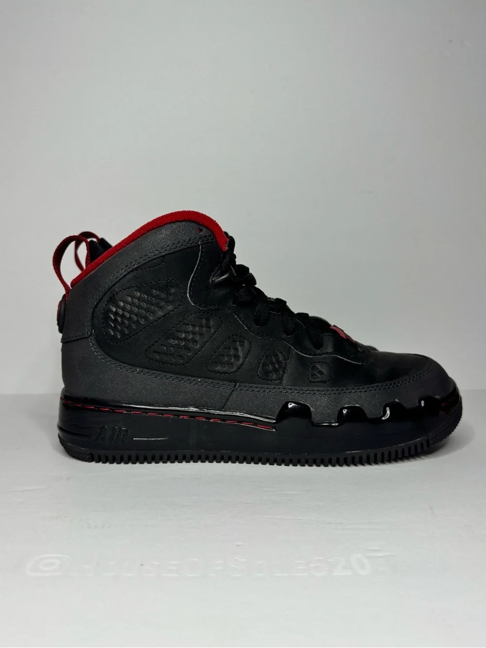 Jordan Fusion 9 Size 5.5 Youth